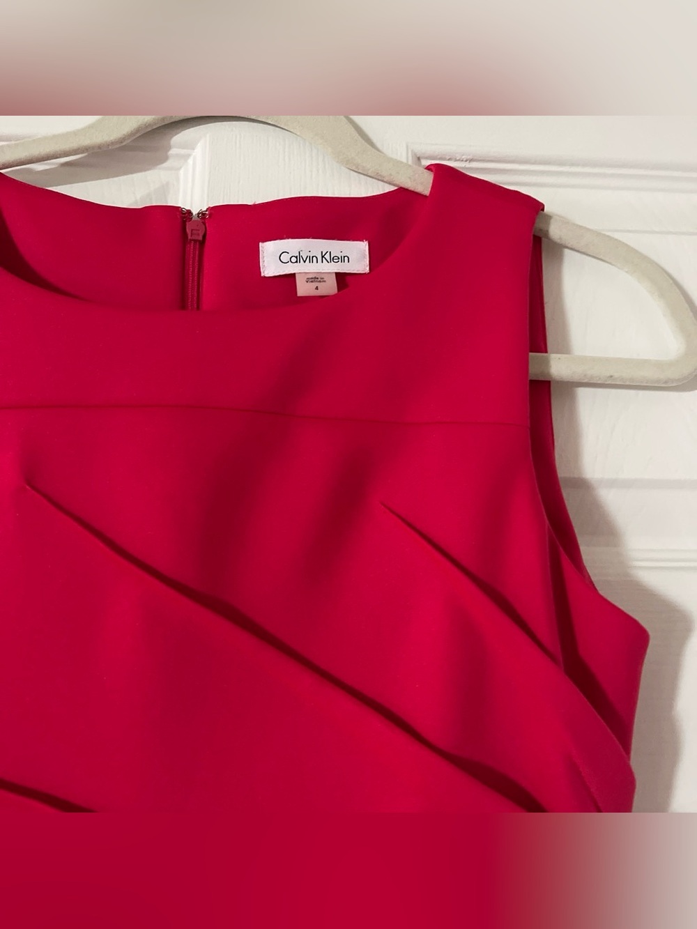 Calvin Klein Vibrant Red Sleeveless Sheath Dress size 4